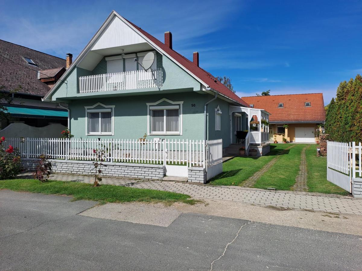 Bianka Apartman Balatonlelle Esterno foto