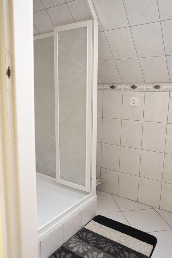 Bianka Apartman Balatonlelle Esterno foto